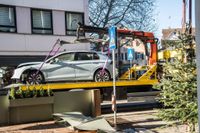 Ein 89-jähriger Autofahrer verursachte am Montagvormittag am Sindelfinger Marktplatz einen schweren Unfall.