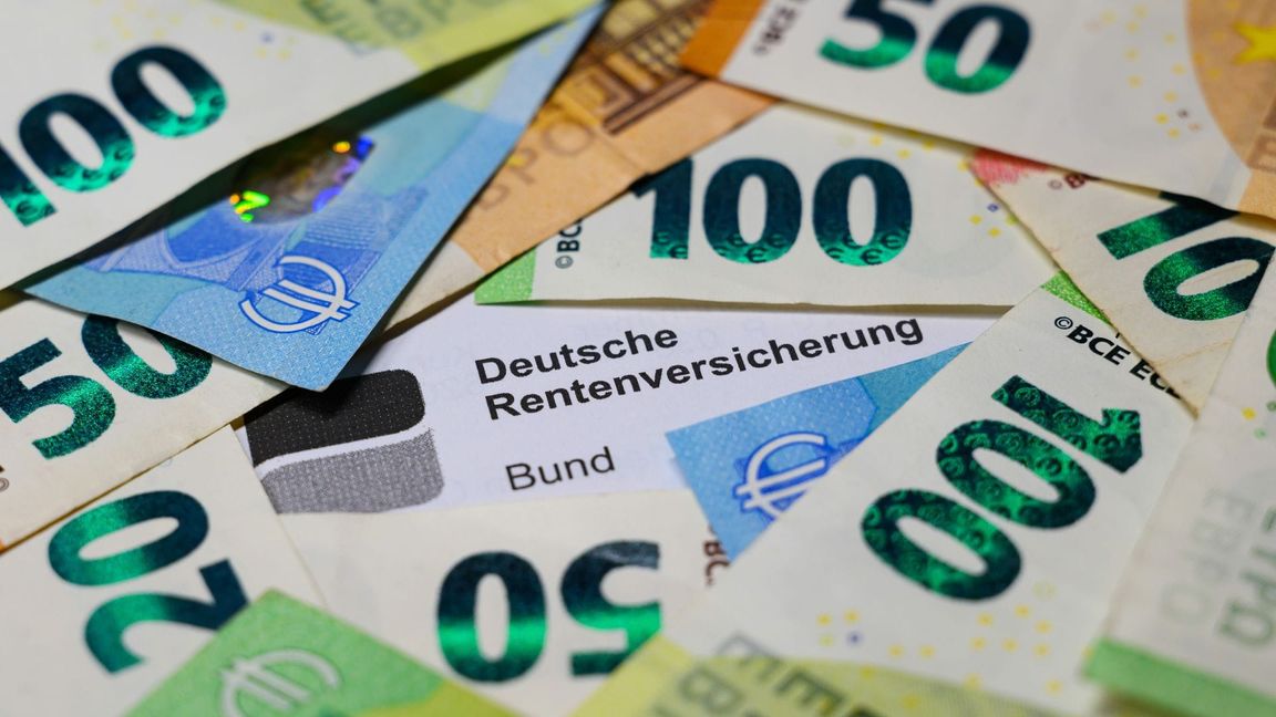 Bei der Rente geht es um viel Geld - für die Betroffenen, die Einzahlenden und den Staat. (Archivfoto)