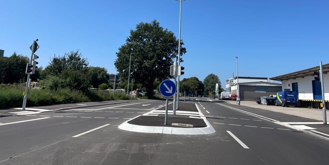 Die Flächen in der Schwertstraße zu dem Zeitpunkt, als sie frisch versiegelt wurden.
