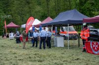 Das Blaulichtfest bot Blaulichtgottesdienst, Konzert, Kinderprogramm, Vorführungen, Solitude-Rundfahrt mit aktuellen und Oldtimer-Einsatzfahrzeugen.