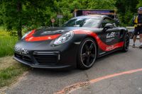 Das Blaulichtfest bot Blaulichtgottesdienst, Konzert, Kinderprogramm, Vorführungen, Solitude-Rundfahrt mit aktuellen und Oldtimer-Einsatzfahrzeugen.