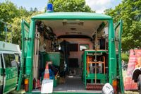 Das Blaulichtfest bot Blaulichtgottesdienst, Konzert, Kinderprogramm, Vorführungen, Solitude-Rundfahrt mit aktuellen und Oldtimer-Einsatzfahrzeugen.