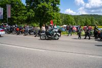 Das Blaulichtfest bot Blaulichtgottesdienst, Konzert, Kinderprogramm, Vorführungen, Solitude-Rundfahrt mit aktuellen und Oldtimer-Einsatzfahrzeugen.