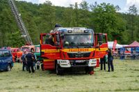 Das Blaulichtfest bot Blaulichtgottesdienst, Konzert, Kinderprogramm, Vorführungen, Solitude-Rundfahrt mit aktuellen und Oldtimer-Einsatzfahrzeugen.