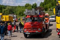Das Blaulichtfest bot Blaulichtgottesdienst, Konzert, Kinderprogramm, Vorführungen, Solitude-Rundfahrt mit aktuellen und Oldtimer-Einsatzfahrzeugen.