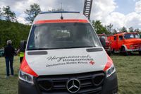 Das Blaulichtfest bot Blaulichtgottesdienst, Konzert, Kinderprogramm, Vorführungen, Solitude-Rundfahrt mit aktuellen und Oldtimer-Einsatzfahrzeugen.