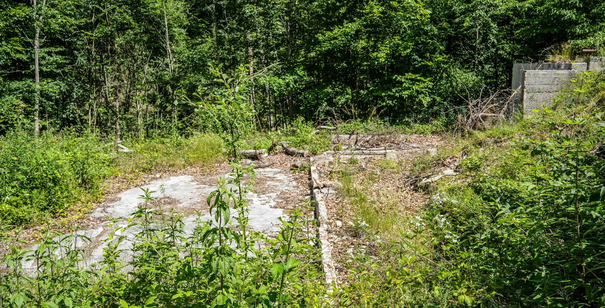 Baufällige Gebäude wurden abgerissen.