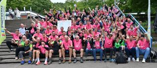 Die Teilnehmer an der Stadtwerke-Challenge beim gemeinsamen Mannschaftsfoto nach dem Triathlon. Bilder: Reichert
