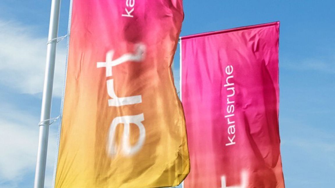 Willkommen zum Kunstgenuss – bis zum 8. Februar lockt die Art Karlsruhe in die Karlsruher Messehallen.