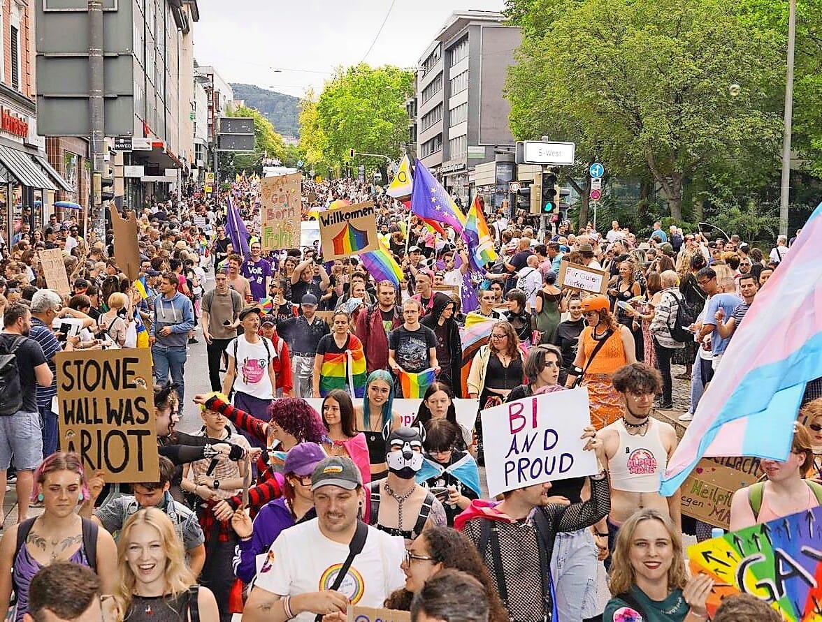 Am 25. Juli wird es bunt in den Straßen: Dann zieht die CSD-Parade wieder durch Stuttgart – für viele Teilnehmende ist die Demo dieses Jahr wichtiger denn je.