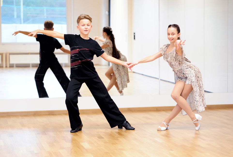 Der Nachwuchs beim Training: Letizia Lis und Philipp Baal in Aktion.       Bild: Photostampe