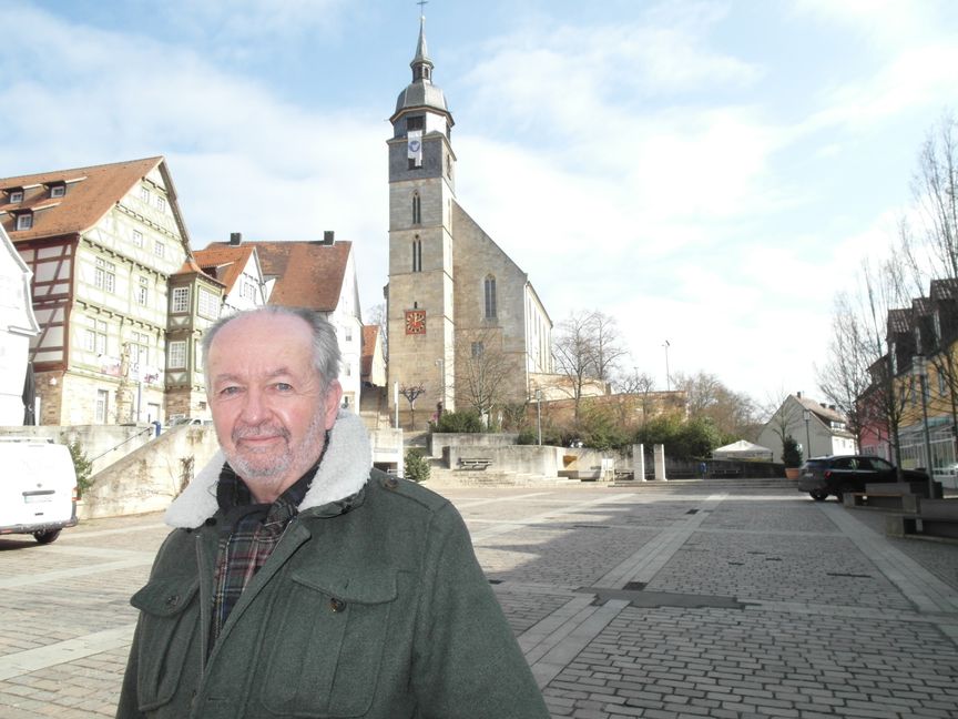Anfang März hat Peter Conzelmann, Germanist und Historiker mit betriebswirtschaftlicher Zusatzqualifikation, seinen Posten als Böblinger Kulturamtsleiter für Nachfolger Sven Reisch geräumt. Seit 1. April befindet sich der 65-Jährige nun endgültig im Ruhestand.    Bild: Staber