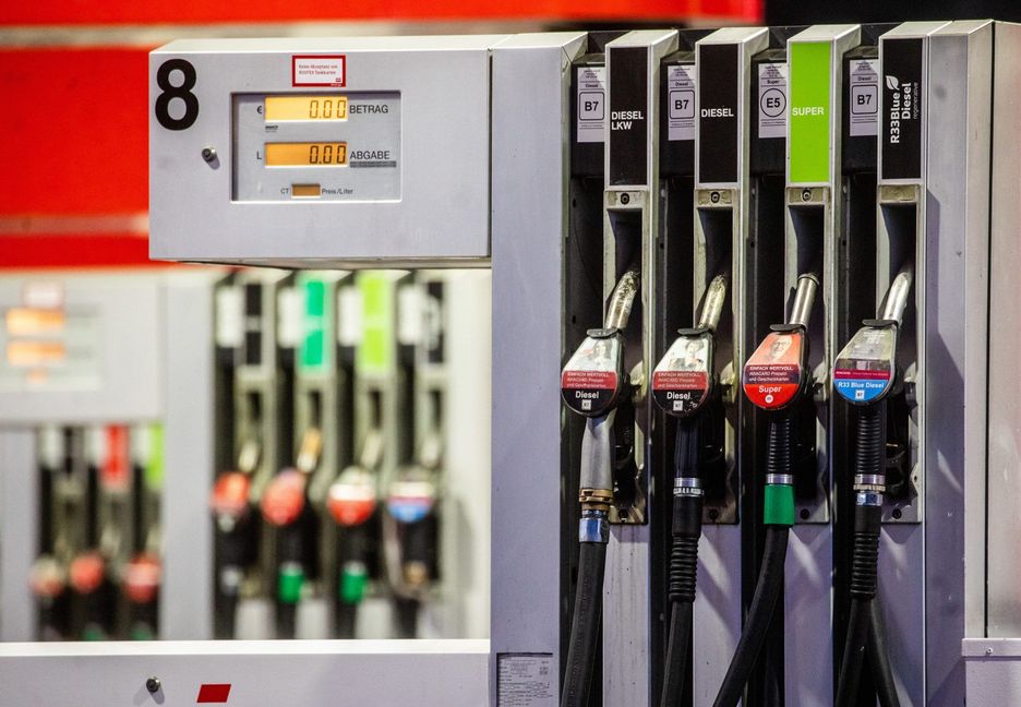 Wann sinken die Spritpreise an den Tankstellen wieder?