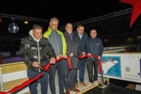 Atmosphäre und Trubel bei der Eröffnung der Sindelfinger Eisbahn.