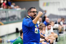 HSG-Trainer Marco Cece will dem SV Fellbach am Sonntag mit Tempohandball ein Schnippchen schlagen. Bild: photostampe