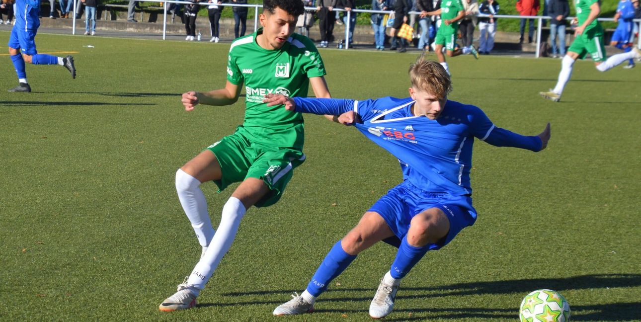 Egal, wie sehr Batuhan Bozkurt auch am Trikot von Marvin Pietruschka zog, der GSV Maichingen stand gegen die SV Böblingen auf verlorenem Posten.