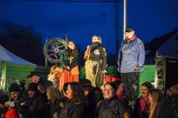 Halligalli und gute Laune: So war der Fasnetsauftakt in Aidlingen mit der neuen Bürgermeisterin Helena Österle.