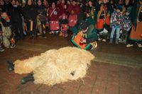 Halligalli und gute Laune: So war der Fasnetsauftakt in Aidlingen mit der neuen Bürgermeisterin Helena Österle.