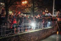 Halligalli und gute Laune: So war der Fasnetsauftakt in Aidlingen mit der neuen Bürgermeisterin Helena Österle.