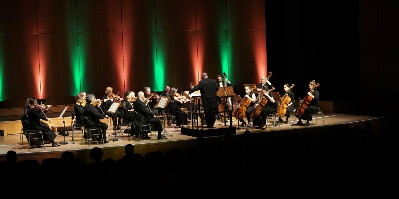 Satten Klang in kleiner Besetzung bot das Kammerorchester Sindelfingen in der Stadthalle.