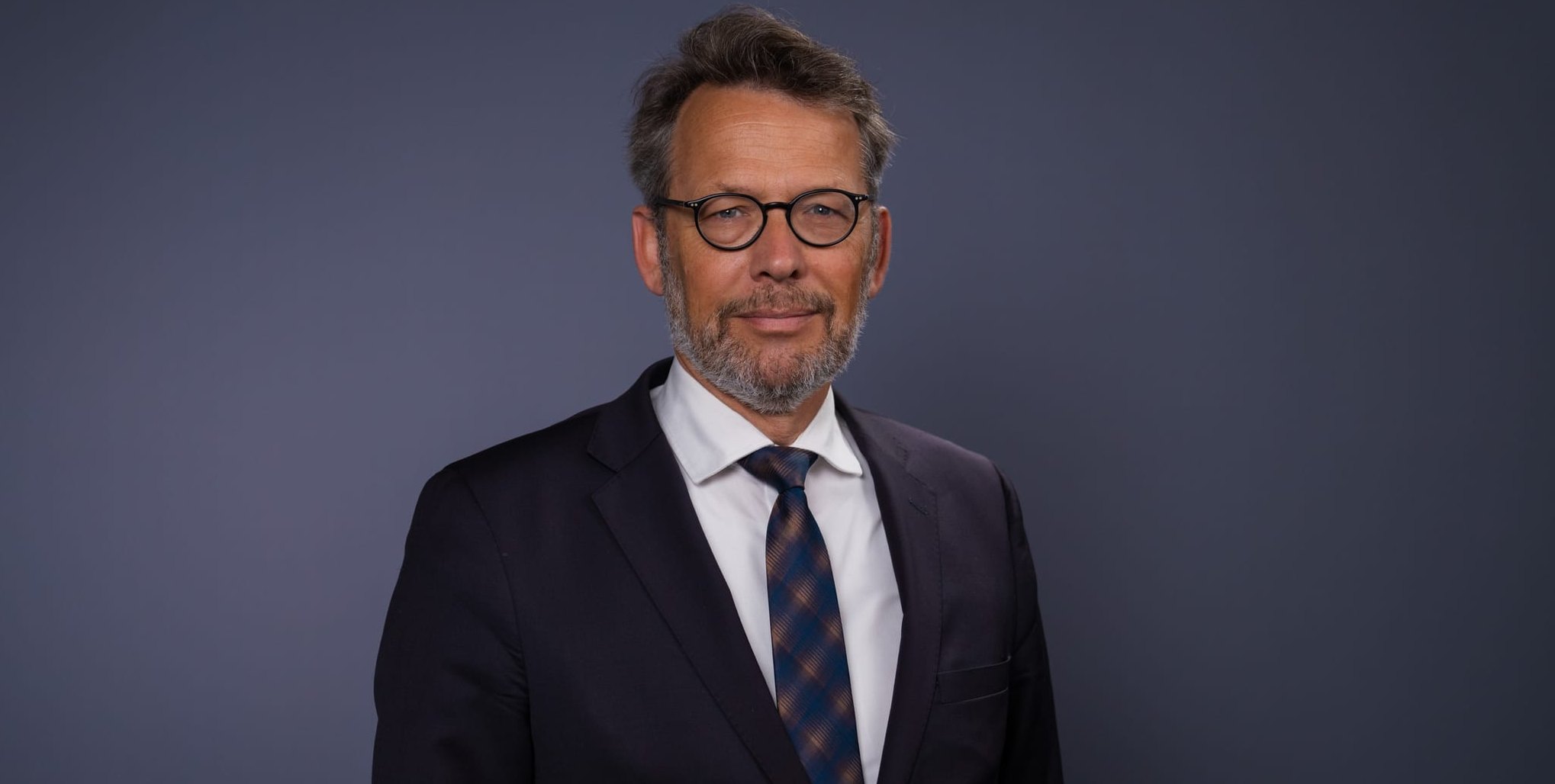 Otto Fricke, Vorstandsvorsitzender des Deutschen Olympischen Sportbundes, wird einen Impulsvortrag halten und in einer Podiumsdiskussion Rede und Antwort stehen.