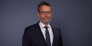 Otto Fricke, Vorstandsvorsitzender des Deutschen Olympischen Sportbundes, wird einen Impulsvortrag halten und in einer Podiumsdiskussion Rede und Antwort stehen.