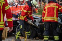 Die Feuerwehr Holzgerlingen und das DRK proben den Ernstfall.