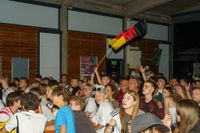 Deutschland-Fans feiern den Sieg gegen die Elfenbeinküste im Böblinger Bootshaus