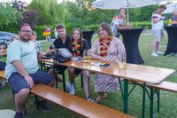 Deutschland-Fans feiern den Sieg gegen die Elfenbeinküste im Böblinger Bootshaus
