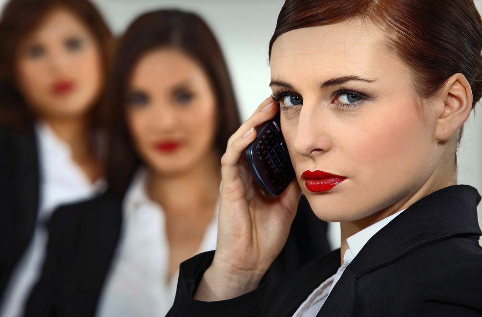 Arrogante Personen kommen anscheinend besser durchs Berufsleben.