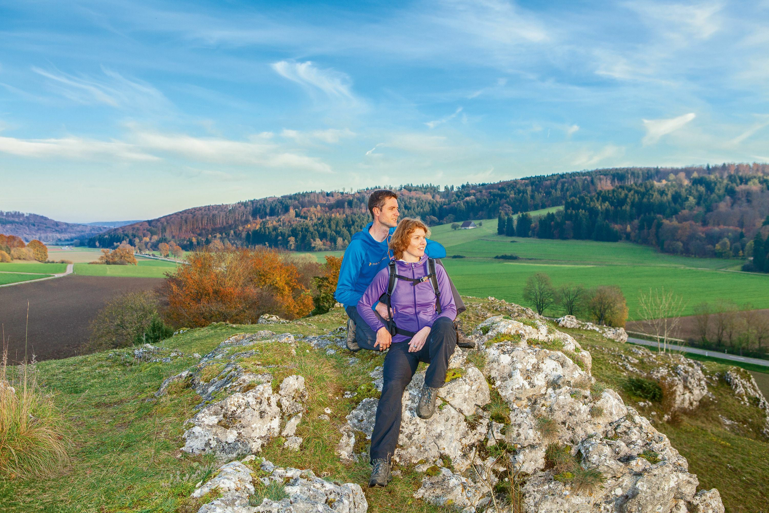 Bizarre Felslandschaften und unvergessliche Ausblicke – die Heidenheimer Brenzregion zeugt wie keine zweite von den Folgen der Erdgeschichte. (Foto: epr/Landkreis Heidenheim/Guido Serino)