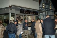 Gute Tropfen und ebensolche Stimmung beim Sindelfinger Weinspaziergang.