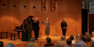 Poorva und Harini Ramakrishnan, Christoph Ewersm Anna Baruzzi und Sabine Duffner (von links).