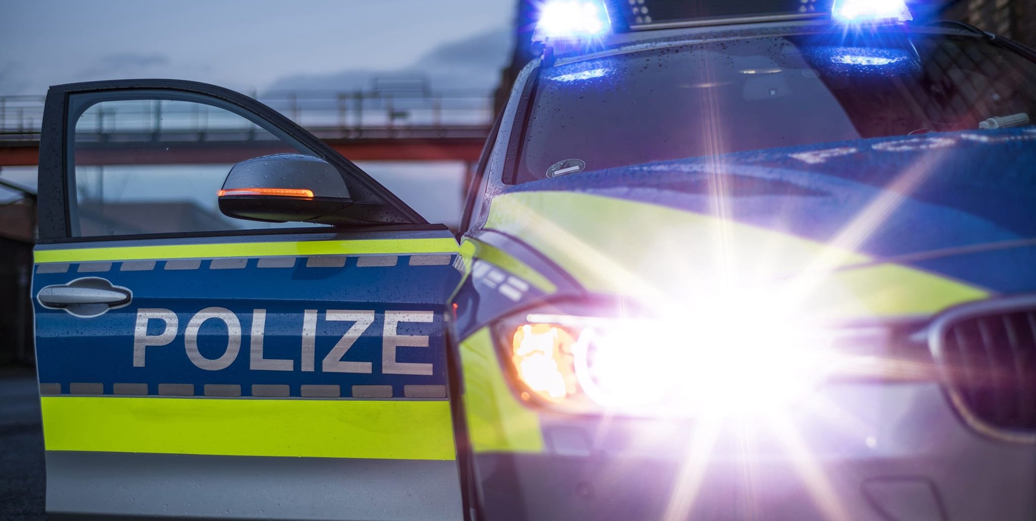 Die Polizei sucht Zeugen.