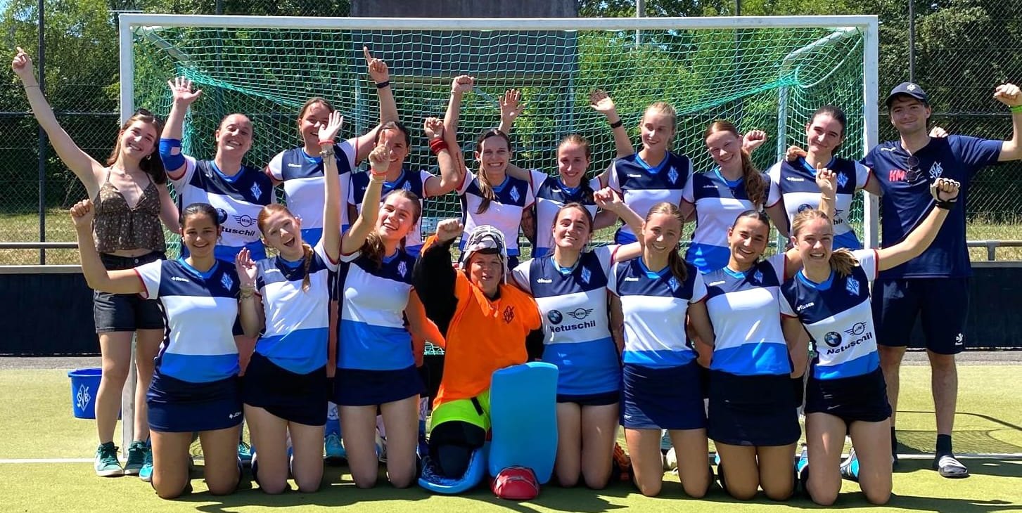 Freuen sich über die vierten Saisonsieg in der Verbandsliga: Die Hockey-Frauen der SV Böblingen.
