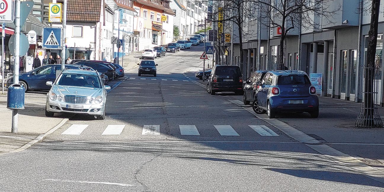 Falschparker am Böblinger Postplatz: Die Stadt reagiert mit Fahrradbügeln.
