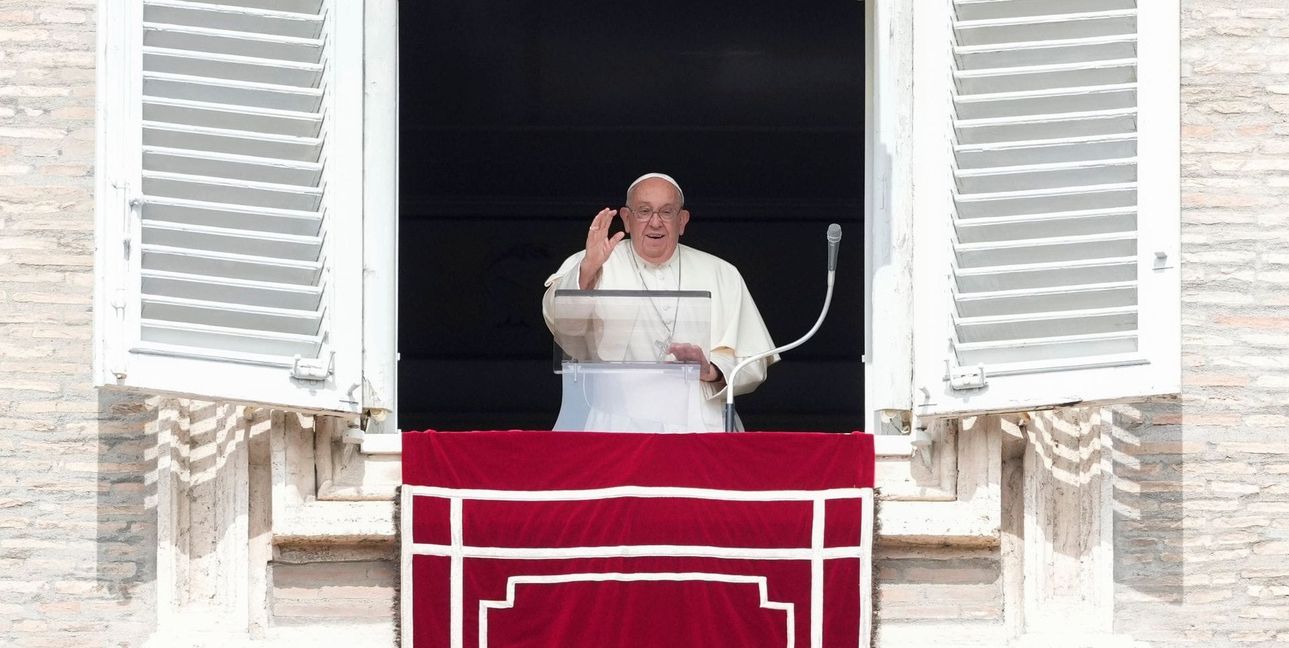 Papst Franziskus muss wegen einer leichten Grippe alle weiteren Termin am Montag absagen.