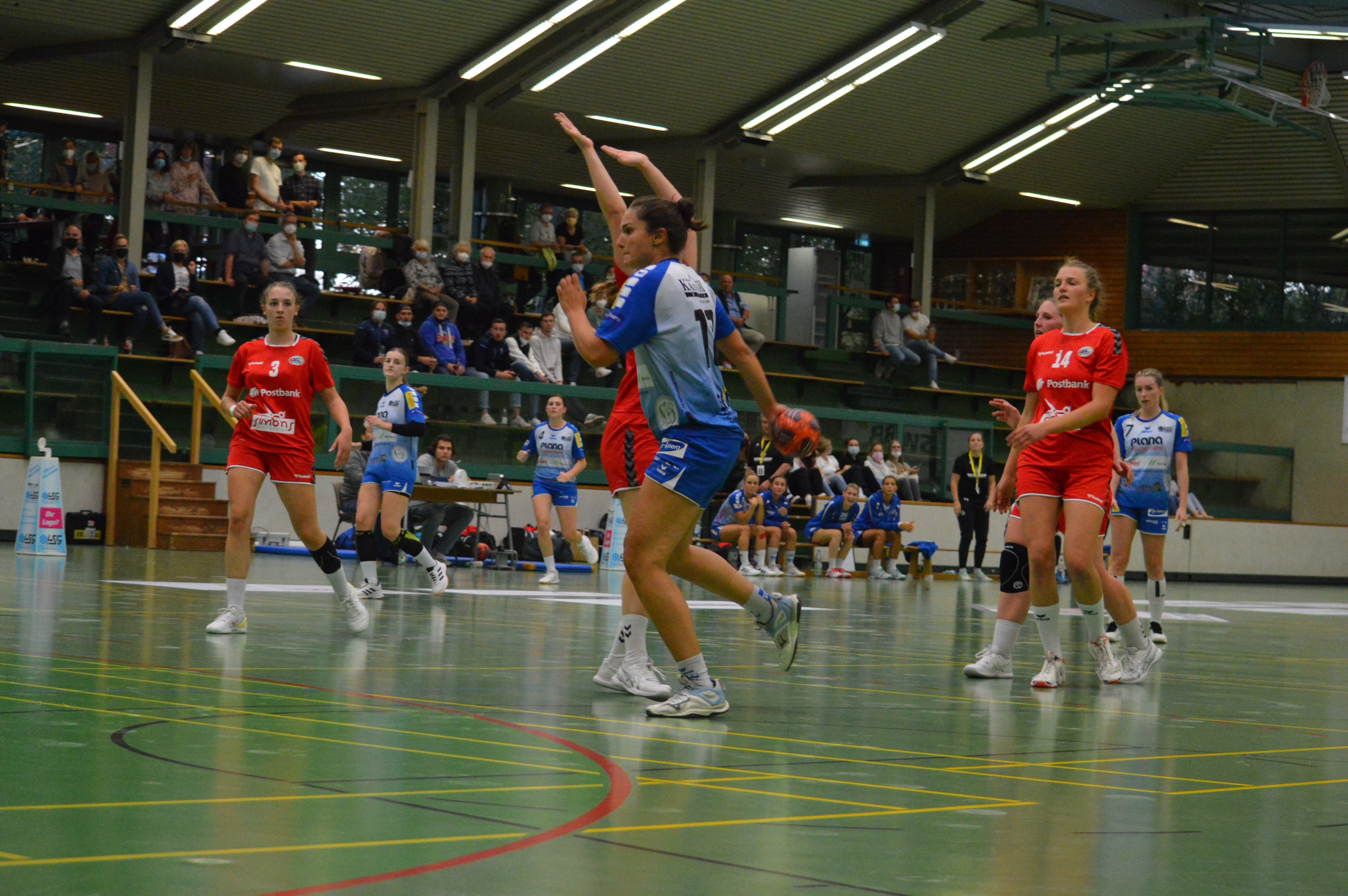 Saskia Kohler war eine der tragenden Säulen beim 30:17-Auswärtssieg der HSG Böblingen/Sindelfingen bei der HSG
Nendingen/Tuttlingen/Wurmlingen. Bild: Zvizdiç