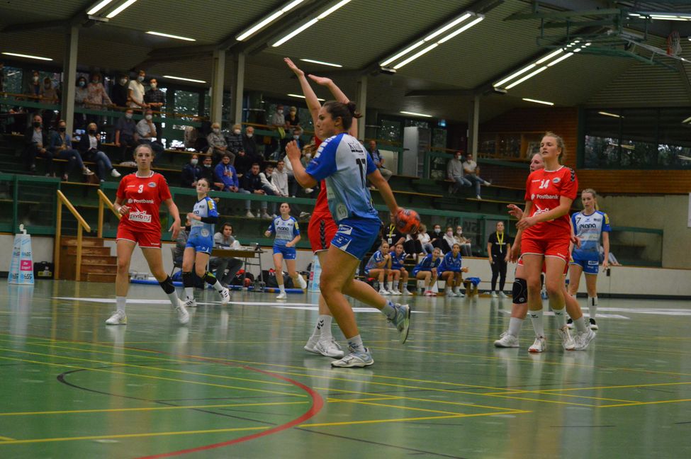 Saskia Kohler war eine der tragenden Säulen beim 30:17-Auswärtssieg der HSG Böblingen/Sindelfingen bei der HSG
Nendingen/Tuttlingen/Wurmlingen. Bild: Zvizdiç