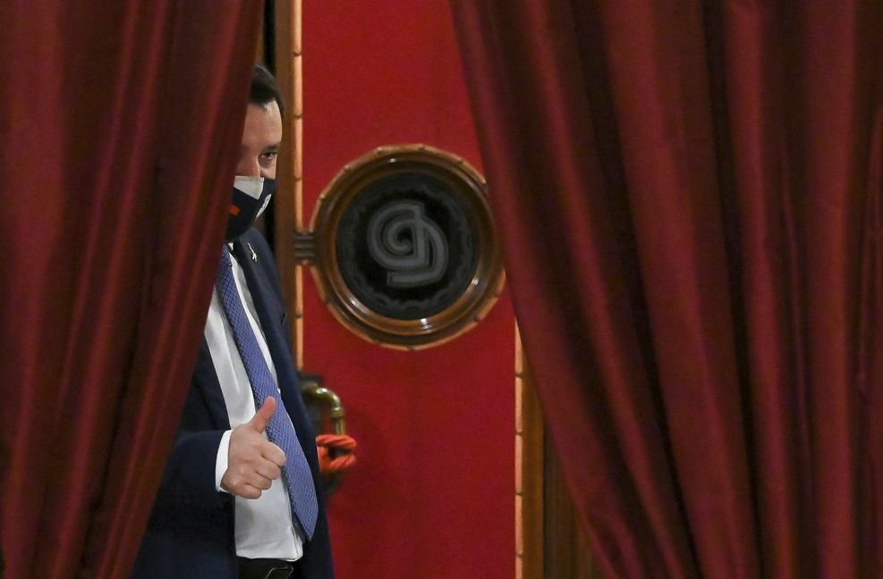 Matteo Salvini, Chef der rechten Lega, zeigt den Daumen nach oben. Doch was bedeutet das für die Präsidentschaftswahl?