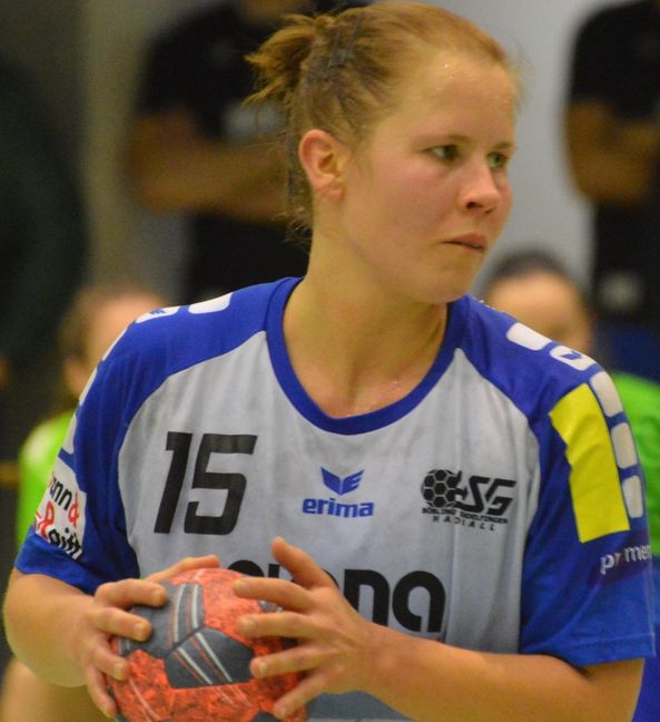 Anja Weinhardt und die HSG Böblingen/Sindelfingen: Das Titelrennen geht an die Nerven. Bild: Zvizdiç