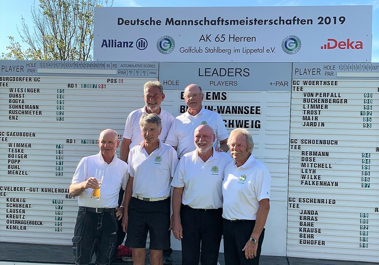 Das Schönbuch Team bei der Deutschen AK 65 Meisterschaft (v.L. Ysi von Falkenhayn, Kapitän Peter Wilke (oben), Gerhard Rebmann, Glenn Mitchel, Arno Leyh und Rolf Dose.