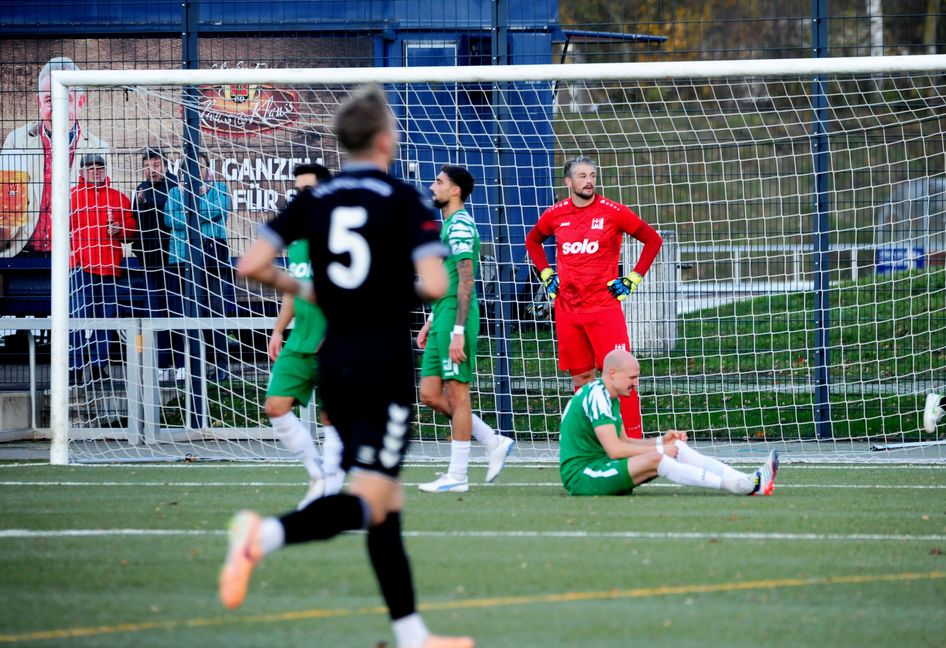 Große Ernüchterung beim GSV Maichingen nach dem sechsten Gegentreffer. Bild: photostampe