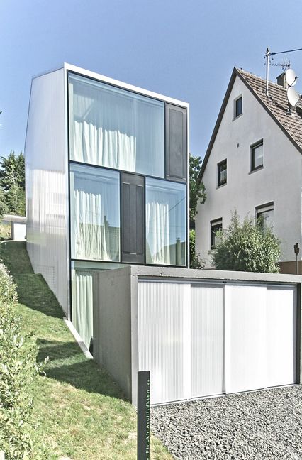 Das Einfamilienhaus in Esslingen ist auch ein Beispiel für Nachverdichtung. Es entstand auf einer ehemaligen Stichstraße.
 Foto: Thomas Sixt Finckh/Thoma..