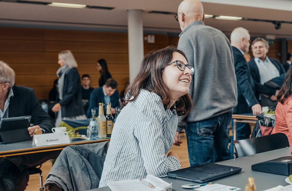 Kreistagssitzung im Calwer Landratsamt: Nele Willfurth, 21, gehört dem Gremium seit mehr als drei Jahren an.