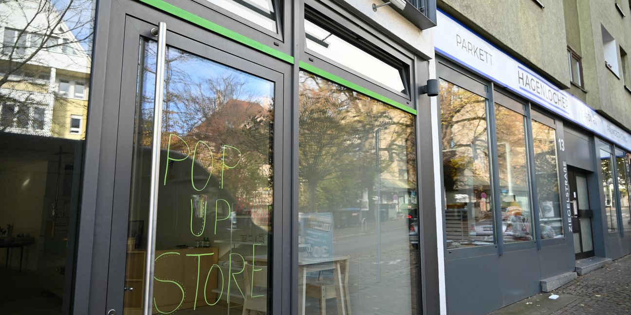 Um 10 Uhr öffnet der Winter-Pop-up-Store in Sindelfingen. Bild: Nüßle