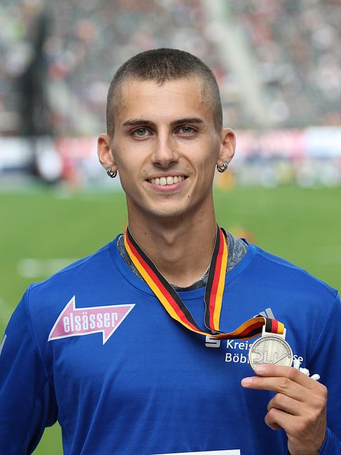 Nr. 909: Constantin Preis, VfL Sindelfingen
Deutsche Leichtathletik-Meisterschaften in Berlin (Olympiastadion, 04.08.2019)
Fotograf: Ralf Görlitz, Ginsterweg 10-2, 69469 Weinheim / 06201-290326,  info@rgsportbilder.de, www.rgsportbilder.de / Bankverbindung: Sparkasse Rhein Neckar Nord, Blz 670 505 05, Konto: 384 706 04, IBAN DE10 6705 0505 0038 4706 04, BIC MANSDE66XXX / Steuer-Nr. 47126/53026, Finanzamt Weinheim, Umsatzsteuer 7 %
Veröffentlichung nur gegen Honorar und Urhebervermerk. Mit der Honorarzahlung wird ein einfaches Nutzungsrecht erworben. Verwendung außerhalb journalistischer Zwecke nur mit ausdrücklicher Zustimmung des Urhebers.