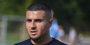 Ehningens Kapitän Marcel Berberoglu trifft in Köngen doppelt. Bild: Zvizdiç