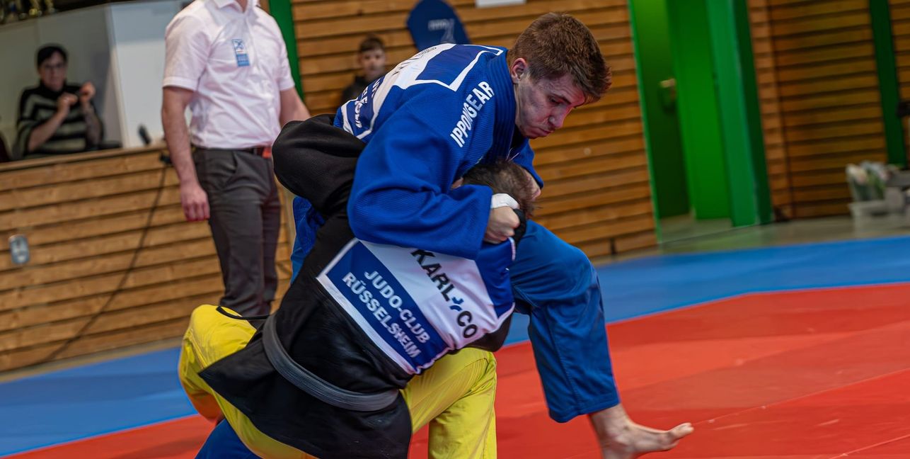 Wird der Sindelfinger Noel Pollak (oben) am Samstag gegen seinen Gegner vom Team Rheinland punkten können wie hier beim Saisonstart gegen Rüsselsheim? Bild: Vilz