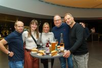 Gute Laune, nette Leute: So war die Christmas After Work Party im Mercedes-Benz Kundencenter in Sindelfingen.